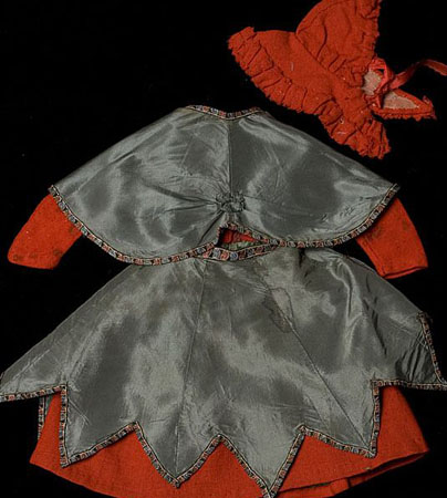 Antique woll dress & Hat