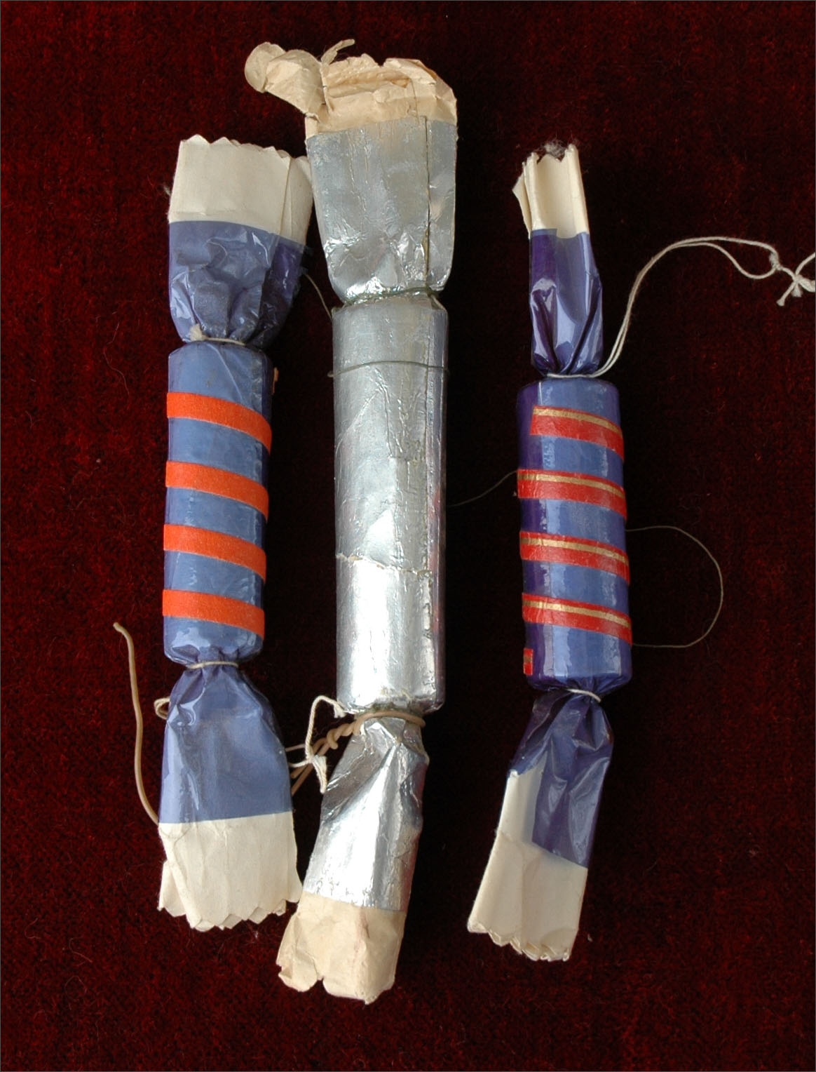 Antique Christmas tree decoration - Paper Crackers