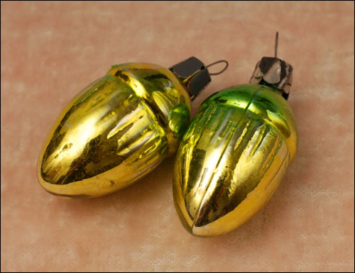 Antique Christmas ornament 2 ACORNS