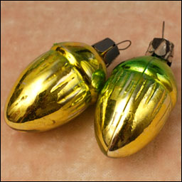 Antique Christmas ornament 2 ACORNS