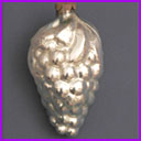 Antique Christmas KUGEL ornament VINEGRAPE BUNCH