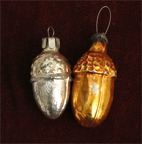 Antique Christmas ornaments ACORNS 