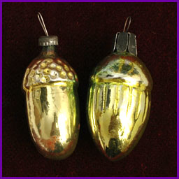 Antique Christmas ornament ACORNS
