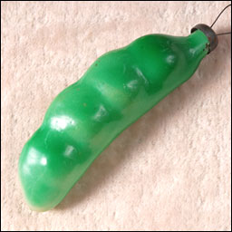 Antique Christmas ornament PEAPOD