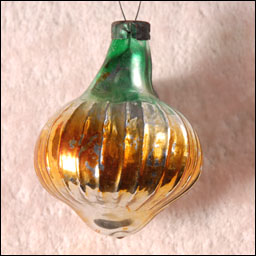 Antique Christmas ornament ONION
