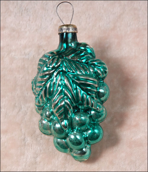 Antique Christmas ornament VINEGRAPES