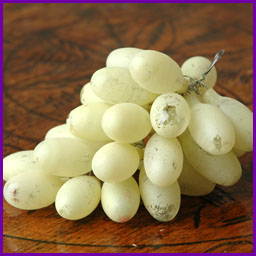 Antique Christmas WWII ornament VINEGRAPES BUNCH