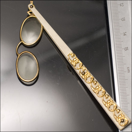 Lorgnette for Fashion doll