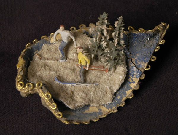 Antique Christmas decoration SKIERS
