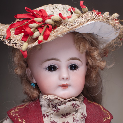 Bebe Dep with Closed Mouth 