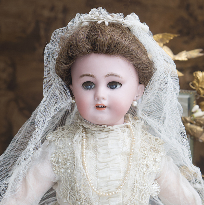 Antique Lady doll DEP