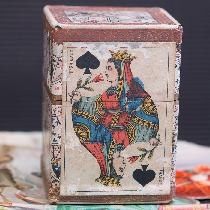 DOUBLE-DECK PLAYING CARDS 