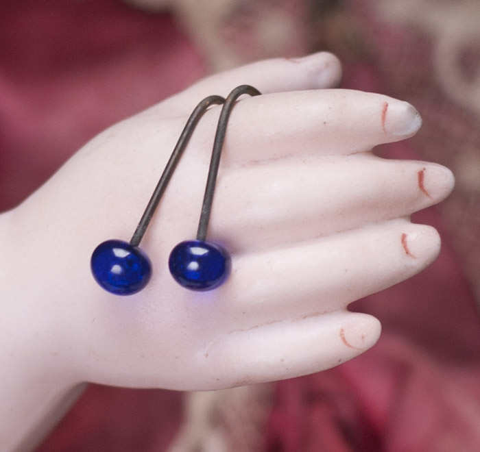 Blue glass small earrings 4