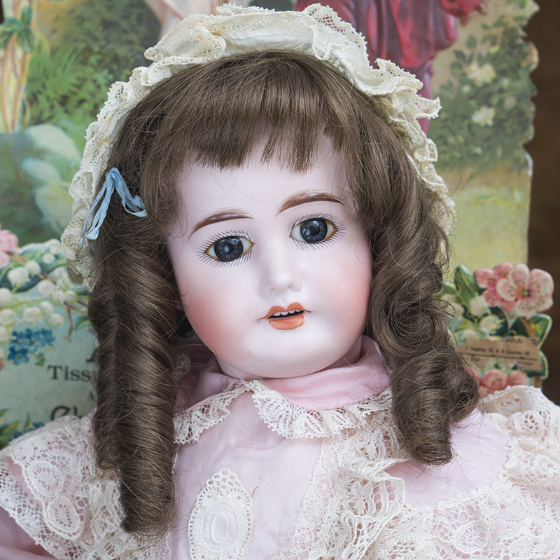 Antique german doll model  1902