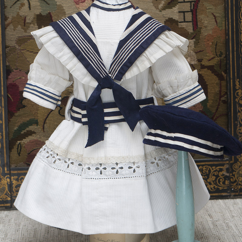 Sailor costume and hat