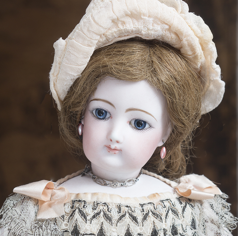 Antique FG fashion doll 