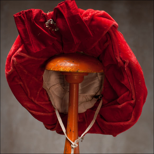 Red Velvet hat