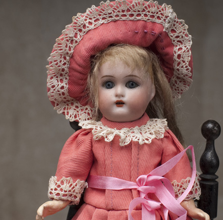 Walking Mignonette Doll w/closed eyes