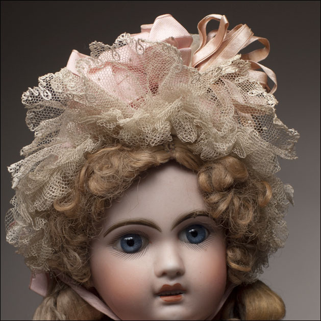 Antique SUPERB French Bonnet 