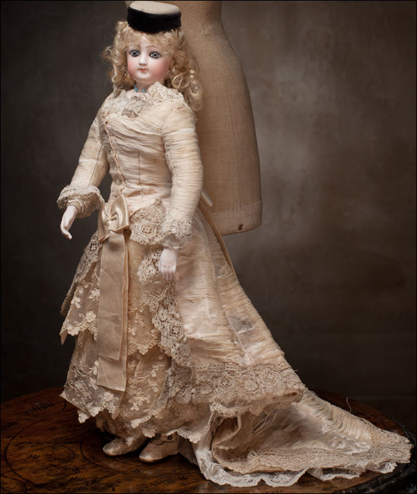 Модная кукла Gaultier 1875 г.