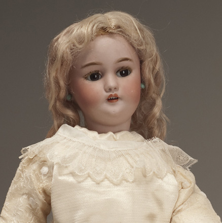 Rare Walking Flirting S&H R&D Doll