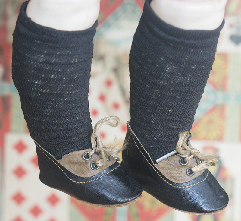 Doll shoes and socks