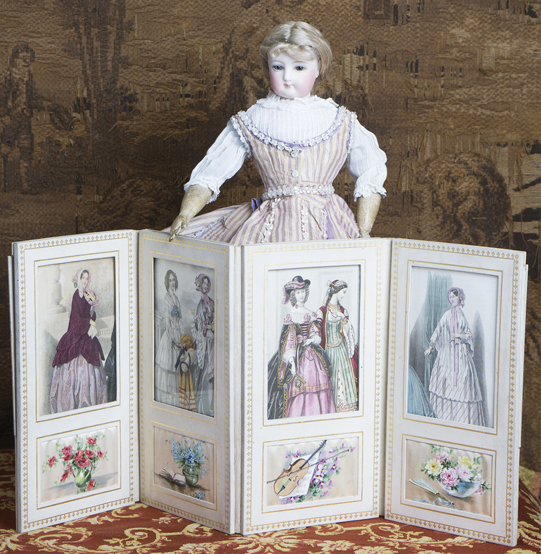 Antique doll screen