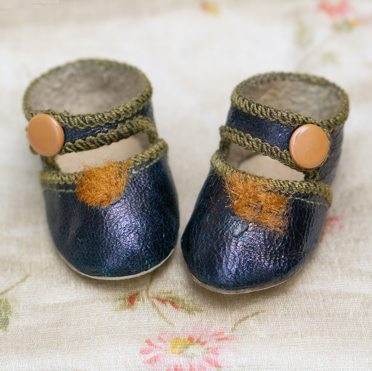 Antique doll shoes