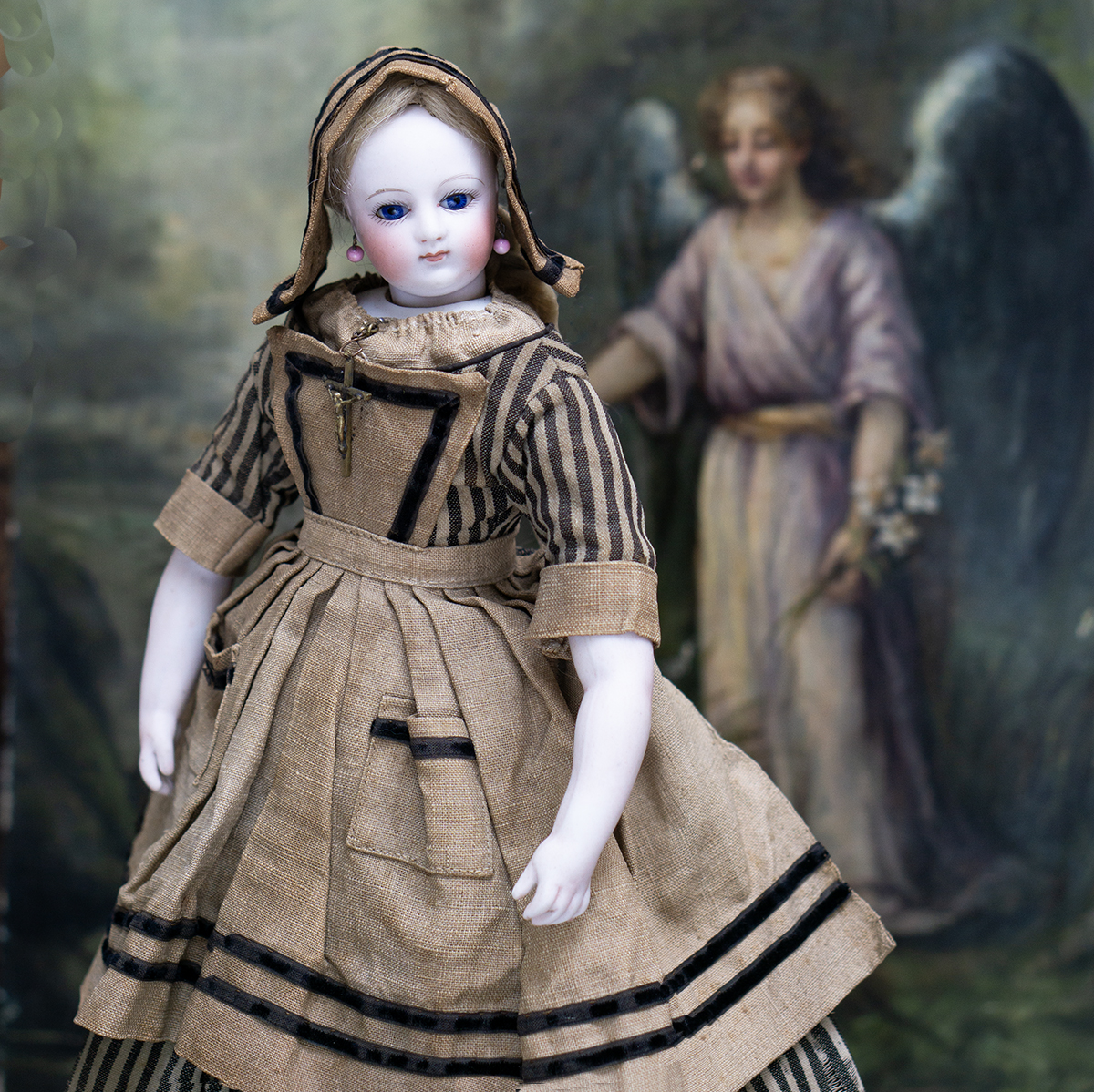 Poupee Bru in gown by Mlle BEREUX 