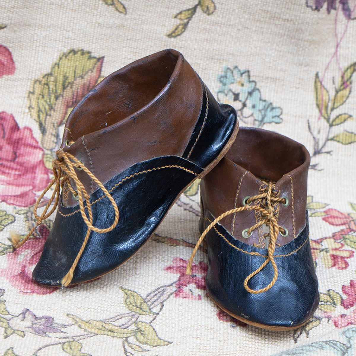 Antique doll shoes