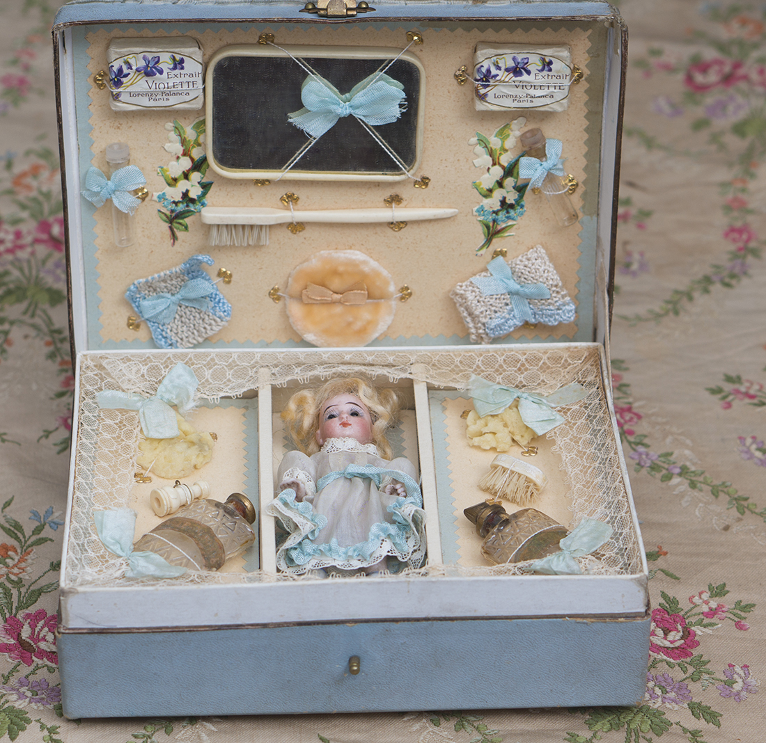 Presentation box with mignonette