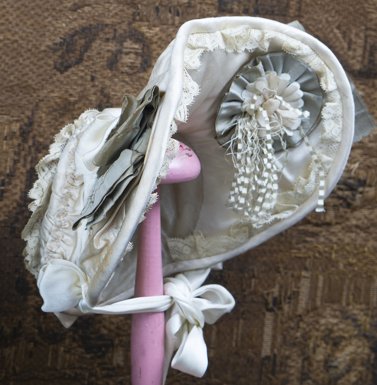 Antique doll Bonnet