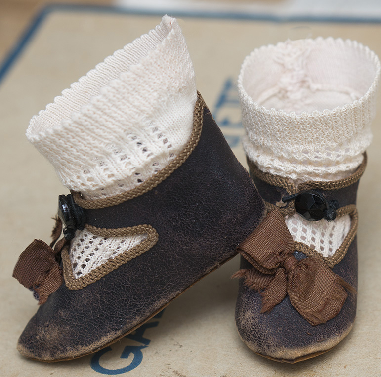 Jumeau Shoes & Socks size 9