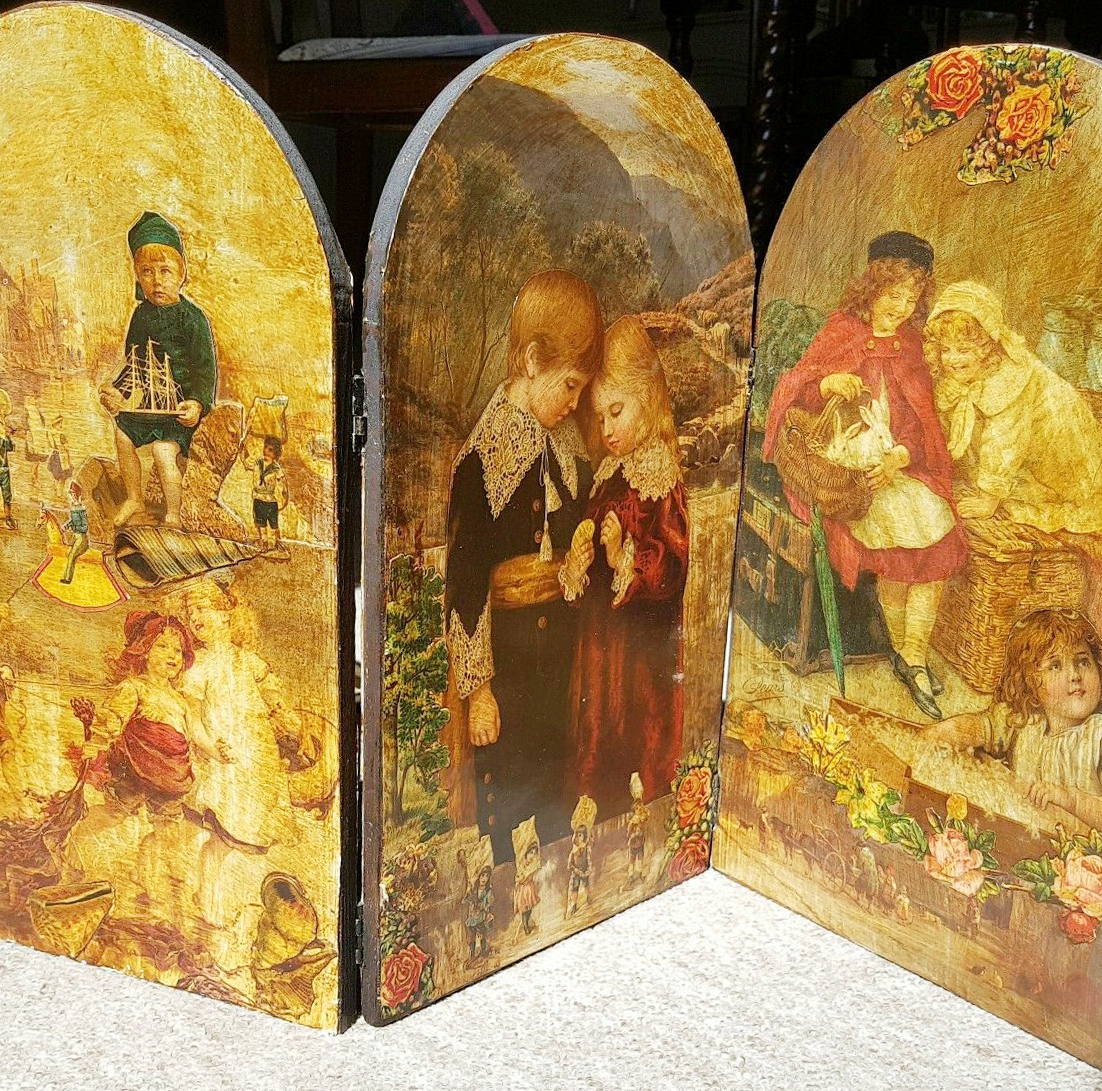 Antique doll  screen
