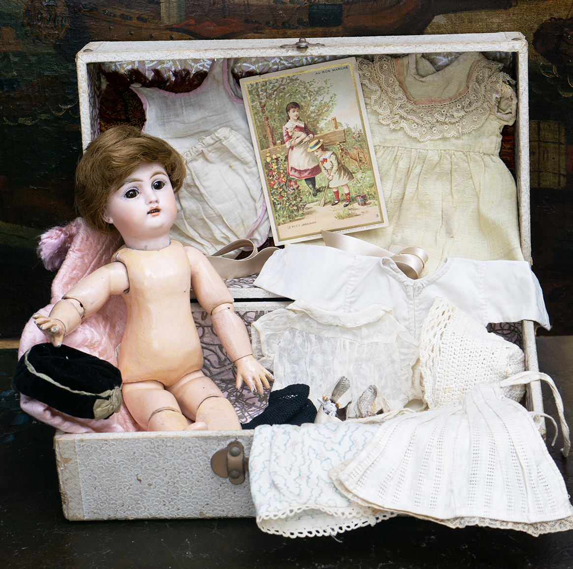 Small doll with trunk