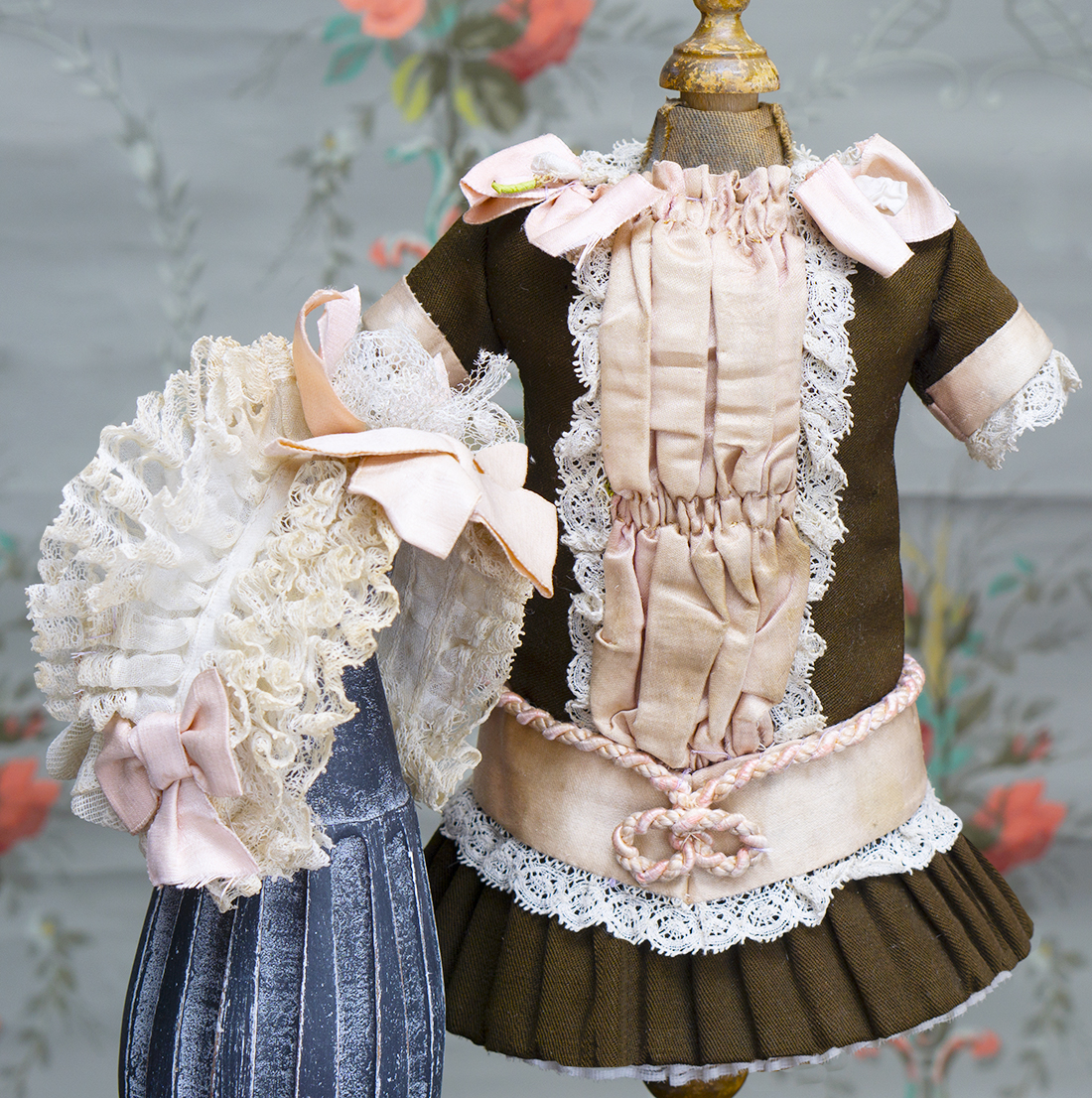 Antique doll dress and bonnet