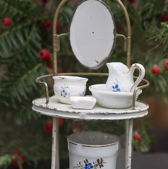 Antique Wash table for doll