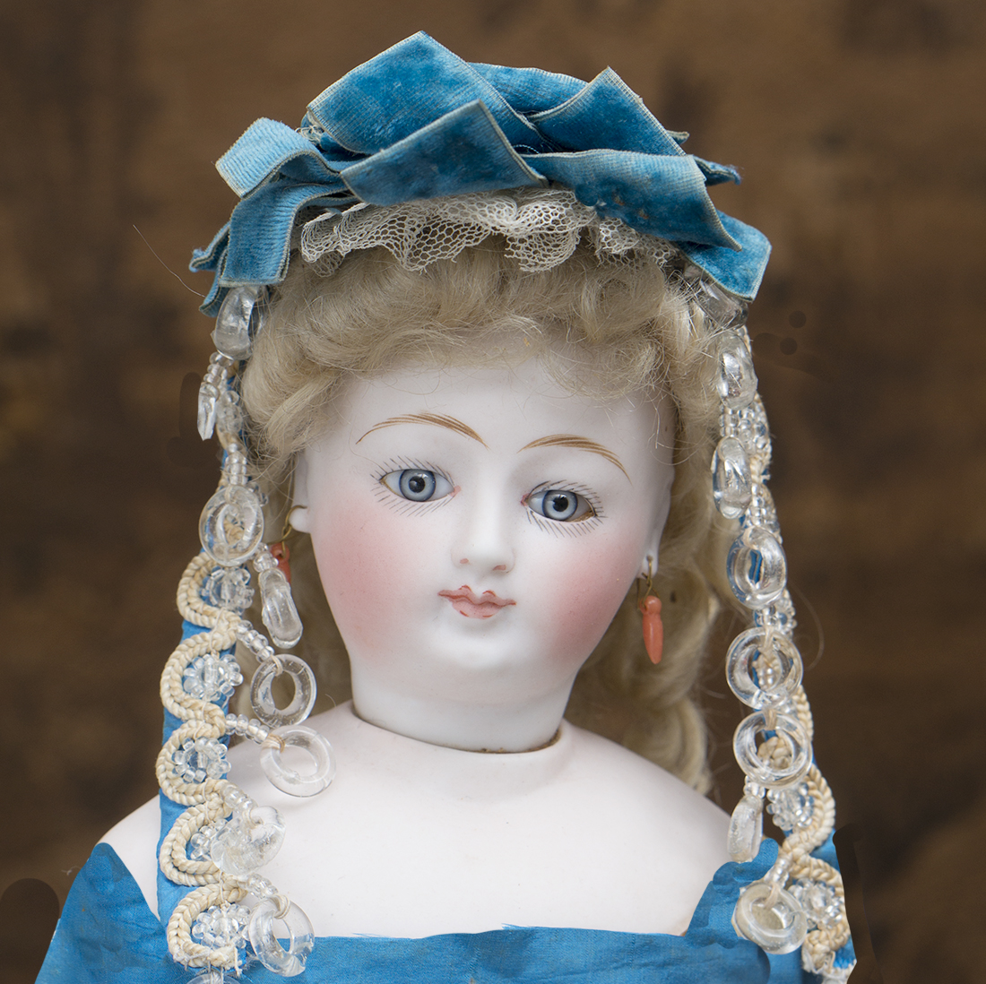 Antique doll hat in box