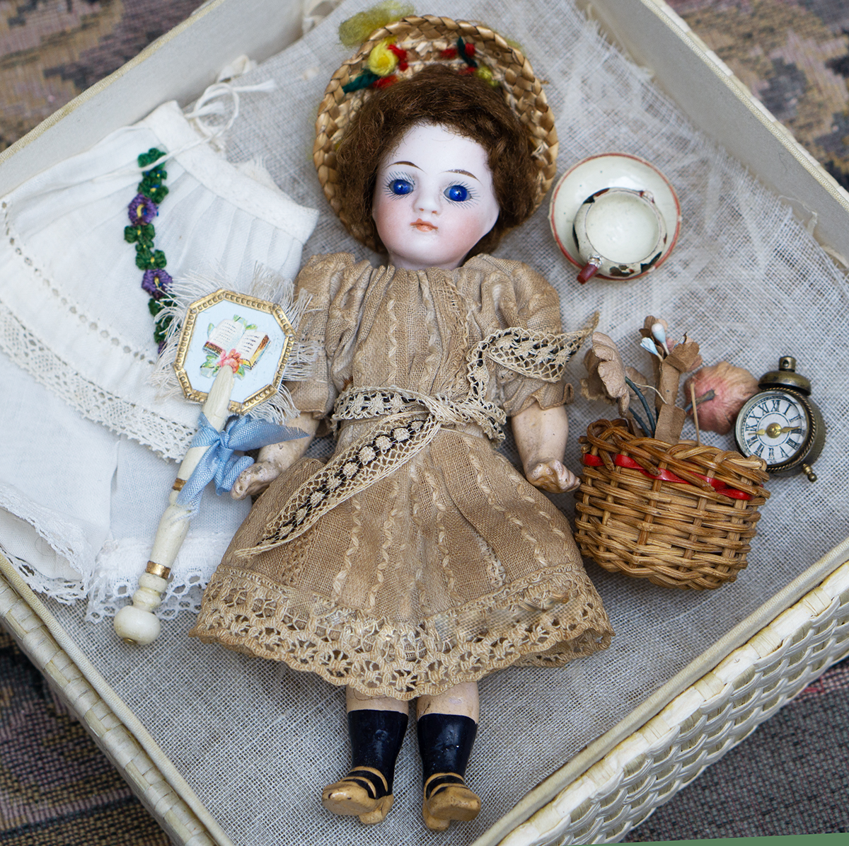 Antique Mignonette doll