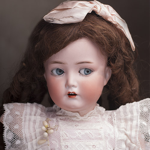 German Flirty-eyed doll by Dressel