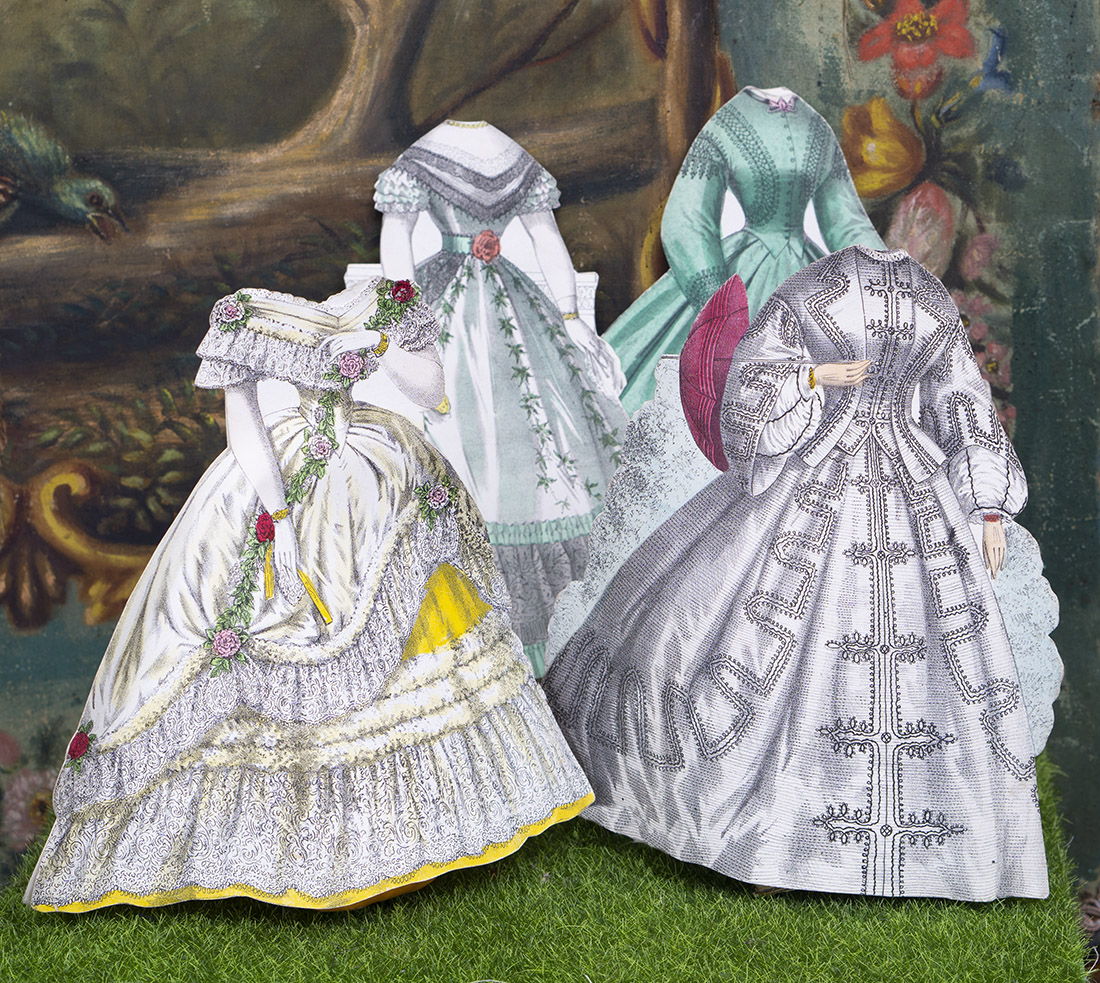 4  двусторонних костюма для бумажной куклу Психея